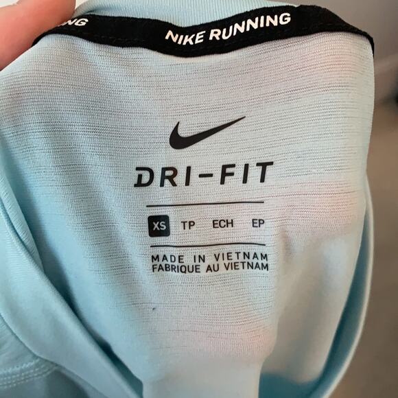 Nike Running Dri Fit Light Blue Sleeveless Crewneck Tank Top Womens XS - Picture 4 of 6